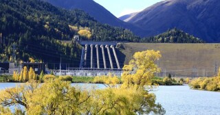 They’re on the hunt! Meridian and Contact team up.